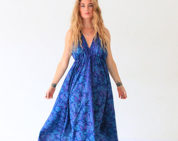 INDIAN LUXE DRESS - Backless dress - Vintage Style - Indian Silk Dress - Up cycle - Evening Dress - Wedding - Halter neck - Boho witch style