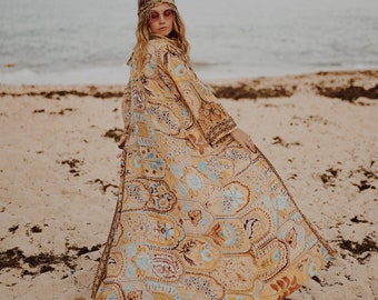 SUMMER FIELDS KIMONO - Floaty Jacket - Maxi Dress - Open front Cover Up - Glittery Kaftan - Vintage - Longline - Silk - Boho Dressing Gown
