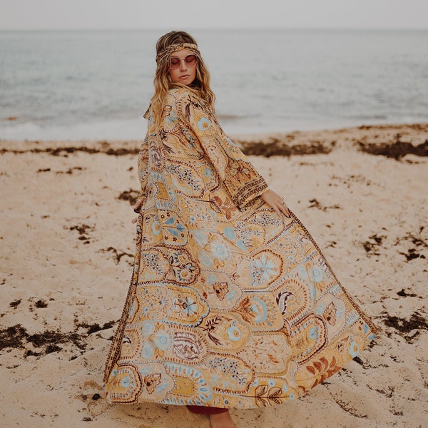 SUMMER FIELDS KIMONO - Floaty Jacket - Maxi Dress - Open front Cover Up - Glittery Kaftan - Vintage - Longline - Silk - Boho Dressing Gown