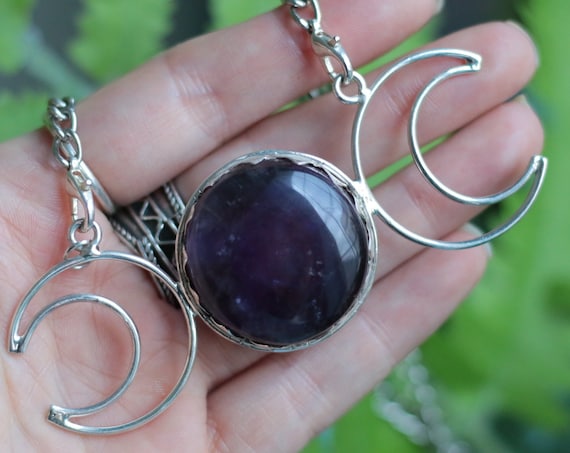 AMETHYST TRIPLE MOON - Moon goddess Necklace - Moon phase Jewellery - Star sign - Zodiac - Birthstone - Healing Crystal - Gemstone Gift