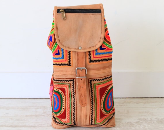 VINTAGE LEATHER RUCKSACK - Embroidered Hippie bag - Vintage Backpack - Boho - handmade festival bag - Aztec Carpet Bag - Recycled leather