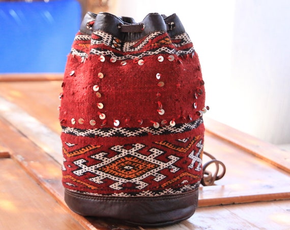 SMALL CARPET DUFFLE - Vintage Carpet bag - Hippie - Duffle Bag - Kilim Handbag - Navajo Style - Sequin Bag - Leather Shoulder bag - Festival