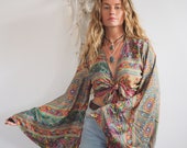 STEVIE NICKS CROP - Bell sleeve top - Vintage Style - hippie jacket - Hippie - Retro - 70s - 60 39 S - Recycled Silk - Kimono - Boho Tie Top