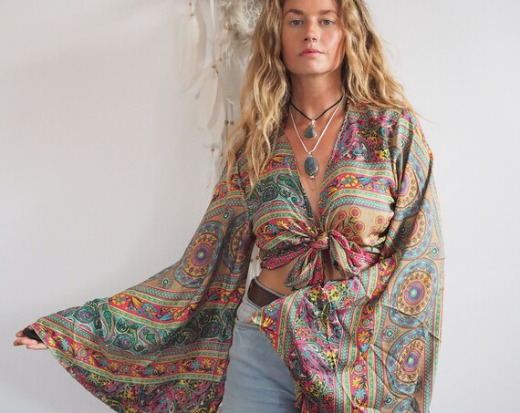 STEVIE NICKS CROP - Bell sleeve top - Vintage Style - hippie jacket - Hippie - Retro - 70s - 60'S - Recycled Silk - Kimono - Boho Tie Top