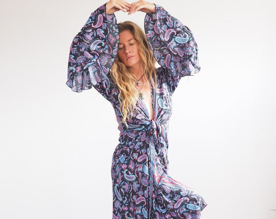 FLEETWOOD WRAP - Wrap around dress - bell sleeve Kimono - 70's frill sleeve - Stevie Nicks Style - Floaty Vintage Gunne Sax -  Silk Maxi