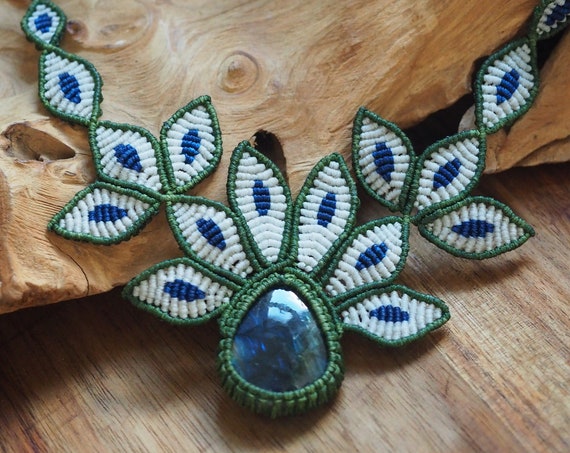 UNISEX LEAF CHOKER - Xl Micro Macrame - labradorite - Reiki blessed Gemstone - Glowing Healing Crystal - Choker - Lotr - Nature jewellery