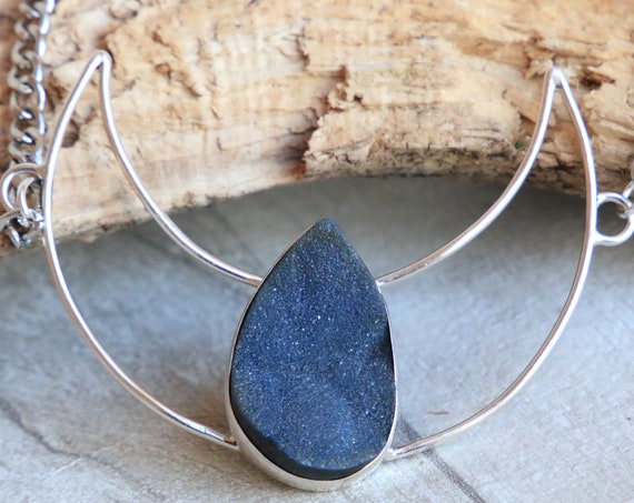 GEODE MOON NECKLACE - Rare Black Geode - Sterling Silver Necklace - Crystal Moon Jewellery - Chakra Jewellery - Raw Crystal - Moon Goddess