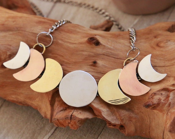 MOON PHASE NECKLACE - Copper healing Necklace - Moon jewelry - Moon phase - Zodiac gift - Brass - Silver - Copper - Triple Moon necklace