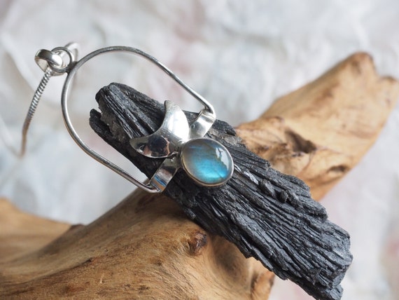 BLACK KYANITE PENDANT - Labradorite - 925 Sterling silver - Unisex - Raw Crystal - Rough Textured - Large Metaphysical Necklace - Rare Moon