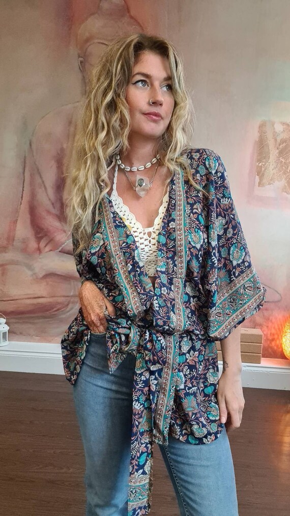 CROP PAISLEY KIMONO - Silk Jacket - Bohemian Kaftan - Vacation - Recycled Fabric - Wedding - Summer Crop - Autumn Shawl - Wrap Top - Gypsy