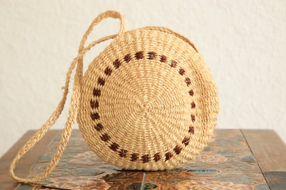 WOVEN RATTAN BAG - Ethnic Vintage bag - Hippie - Summer handbag - Rattan Purse - Straw bag - Handwoven - Embroidered bag - Round Bag - 70's