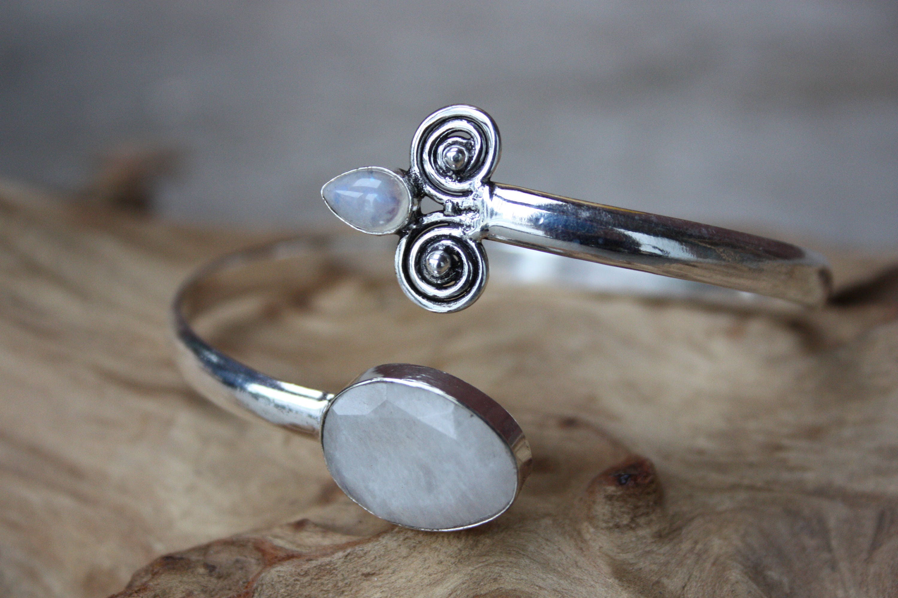 FACETED MOONSTONE BANGLE -Silver Bracelet- Moonstone- Healing Crystal ...