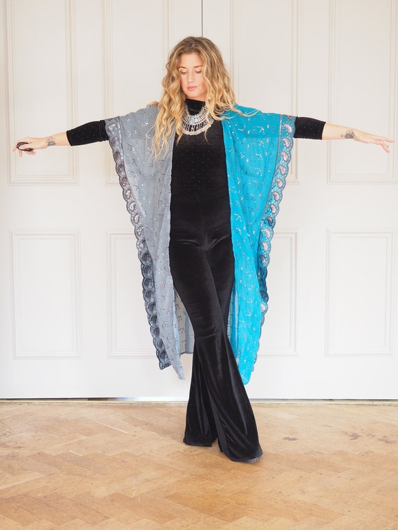 2 TONE SEQUIN KIMONO - Vintage Silk Sari Kaftan - Winter Cover Up - Dupatta - Cape - Shawl - Bohemian jacket - Glittery coat - Sparkly dress