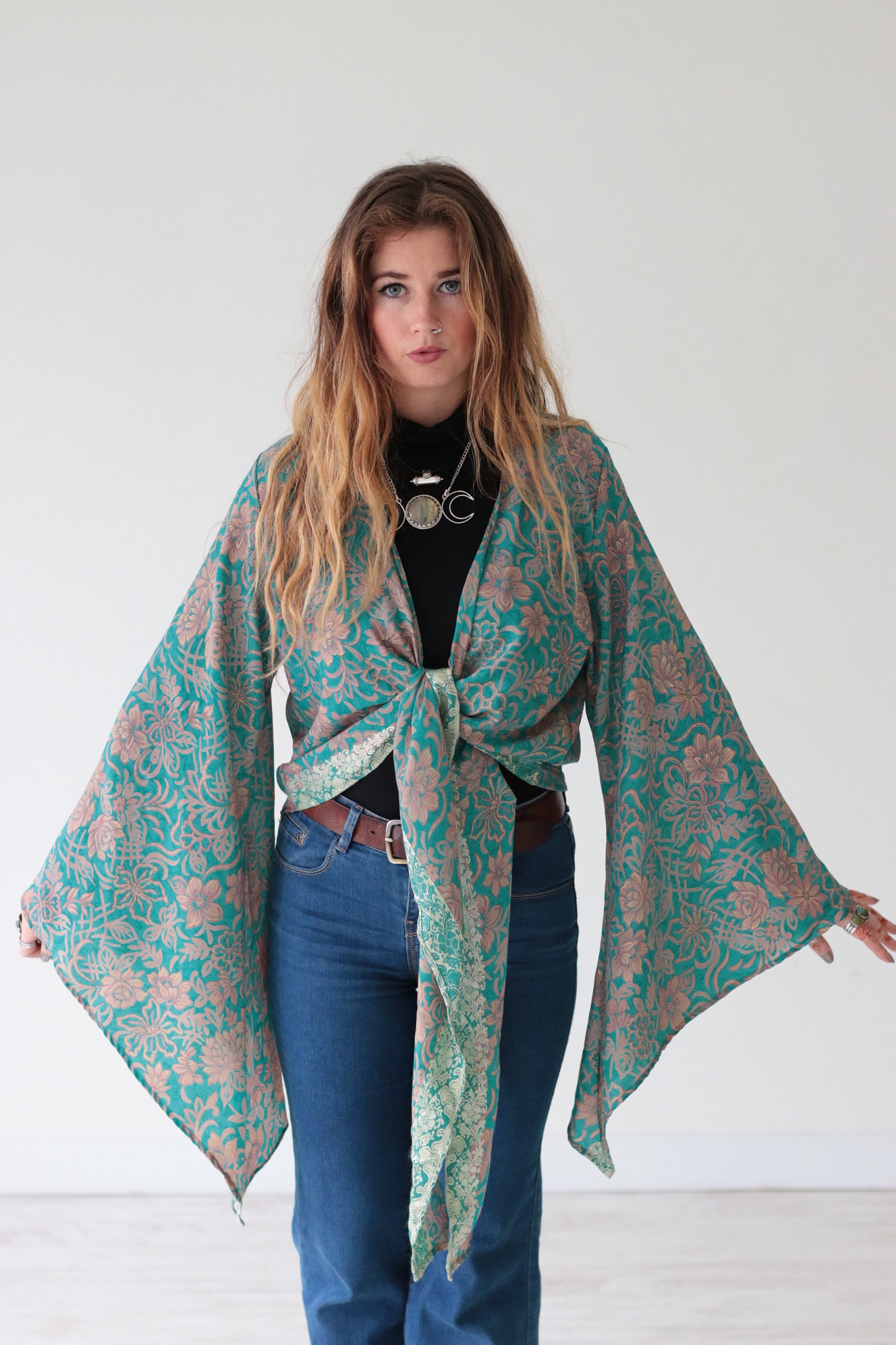 FLORAL BELL SLEEVE Crop Tie top Kimono Vintage Silk Bohemian