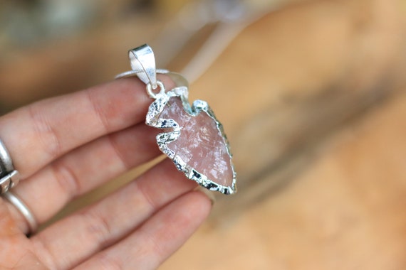 ROSE QUARTZ ARROWHEAD - Navajo Necklace - Native American - Silver Plated - Gift - Handmade - Crystal - Love stone - Friendship necklace