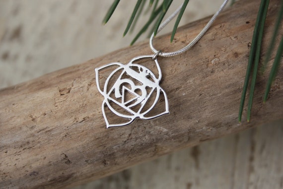 ROOT CHAKRA NECKLACE -Chakra Necklace- Sacred- Yoga- Spiritual- Crystals- Reiki Necklace- Chakra Jewellery- Gift- Christmas- Mandala