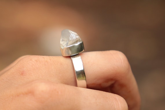 RAW QUARTZ RING - Sterling silver - Quartz Ring - Diamond - Alternative engagement ring - Crystal Ring - Bohemian wedding - Boho - Natural