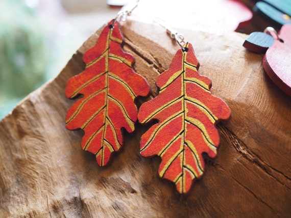 RED LEAF EARRINGS - autumn - Flower Power - Daisy - Hope Symbol - Hand painted - Reclaimed wood earrings - Laser cut - Eco Gift