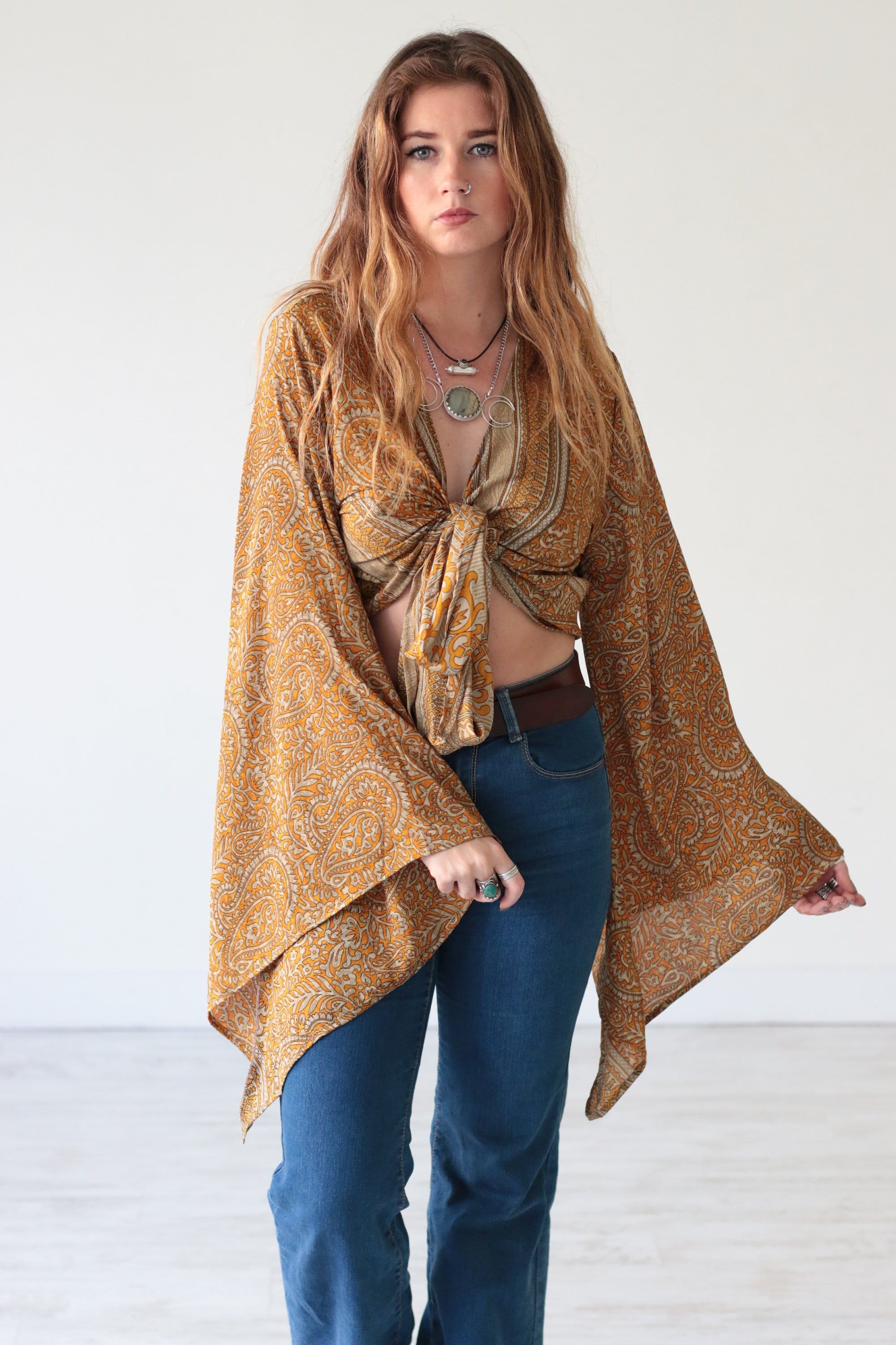 STEVIE BELL SLEEVE Bell sleeve top Crop Top Vintage Festival