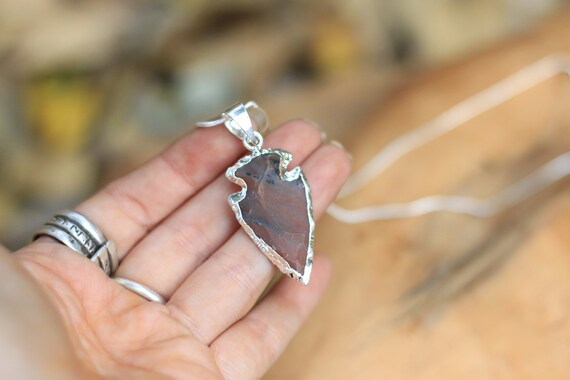 AGATE ARROW NECKLACE - Navajo - Native American - Silver Plated - Electroform - Gift - Handmade - Crystal - Arrowhead - Boyfriend - Unisex