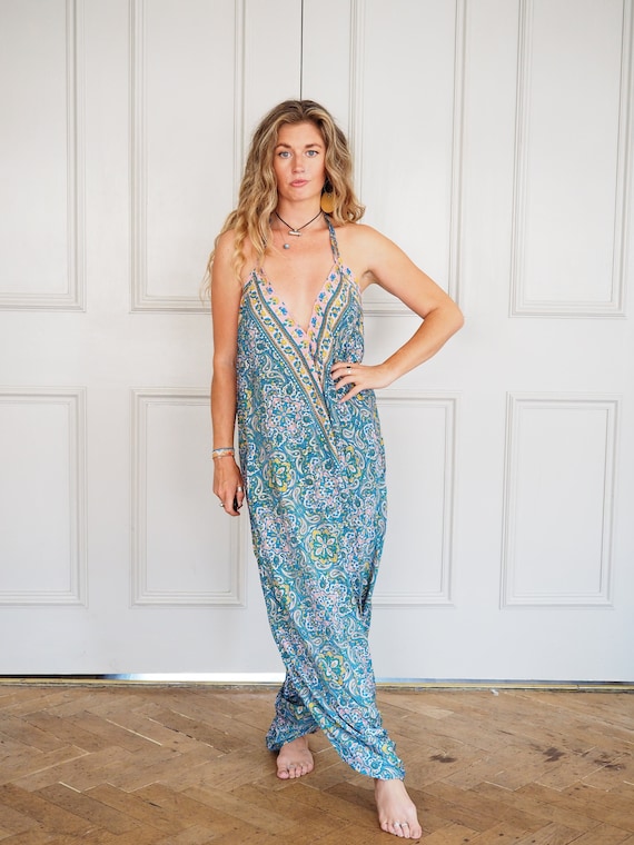 DITSY BLUE JUMPSUIT - 70s hippie boho romper - Halter neck - Vintage clothing - Playsuit With Pockets - Beach Dress - Harem Jumpsuit Curvy