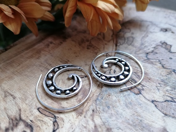 RETRO SWIRL EARRINGS - Silver Plate Earrings - Tribal - Twist - Sacred Geometry - Ethnic Jewellery - 70's hippie - Bohemian Stocking filler