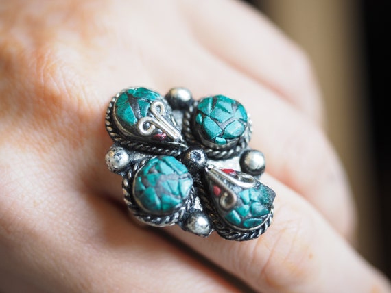 MOROCCAN TURQUOISE RING - Vintage Adjustable Ring - Statement Gift - One size fits all - Silver plated - Tibetan -  Nepalese style - Flower