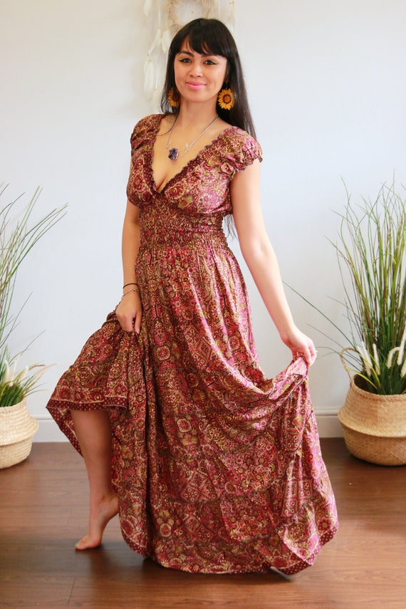 RED ESMERELDA DRESS - 60's 70's folk - Ruffle skirt - Peasant dress - Flamenco Gypsy - Prom - Breast feeding Dress - Reversible boho