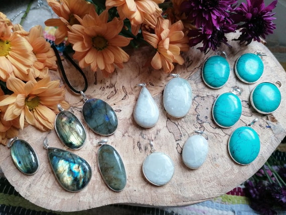JOB LOT - 15 piece - Silver plated pendants - Wholesale Crystals - Jewellery Making Supplies - Labradorite - Moonstone - Turquoise Gemstones