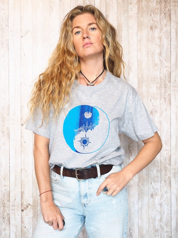 YIN YANG TSHIRT - Organic Cotton Tee - Screen print - Limited Edition - Vegan - Non Binary - Unisex - Active wear - Student Gift - Natural