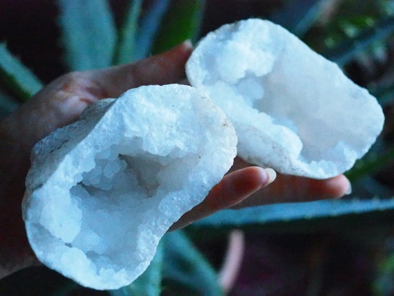 BUBBLE QUARTZ GEODE  - Whole Geode - Crystal Cave - Reiki - Altar Supply - Ceremony - Best friend Gift - Witch - Spiritual - Boho Home Ware