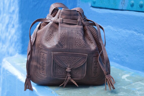VINTAGE LEATHER HANDBAG - Shoulder bag - Hand tooled - Satchel - Bespoke - Autumn Fashion - Fall - Bohemian - Hippie - Leather Stamp