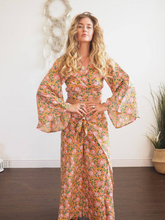 PRINTED GODDESS SET - Cotton Bell sleeve & Flares - Co-ord set - Fisherman pants - Wrap top - Free size - matching set - wide leg - Vintage
