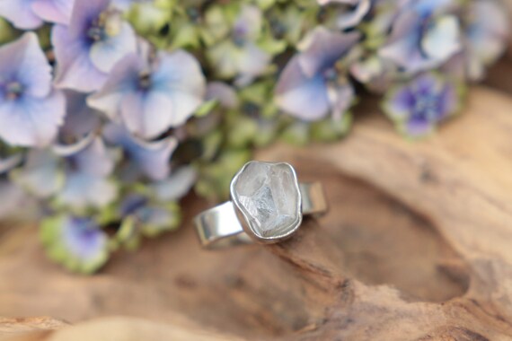 RAW QUARTZ RING - Sterling silver - Quartz Ring - Diamond - Alternative engagement ring - Crystal Ring - Bohemian wedding - Boho - Natural