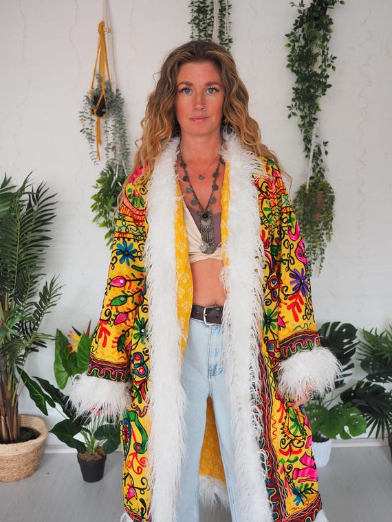 FLIP-FABRIC JACKET - Penny lane Afghan - Vintage - Unisex Faux Fur - Embroidered - 70's 60's Festival coat