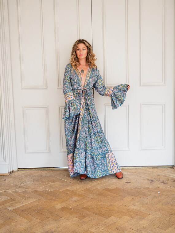 FLEETWOOD WRAP BLUE - Wrap Dress - Bell sleeve Kimono - 70's frill sleeve - Stevie Nicks Style - Floaty Vintage Gunne Sax - Silk Maxi Skirt