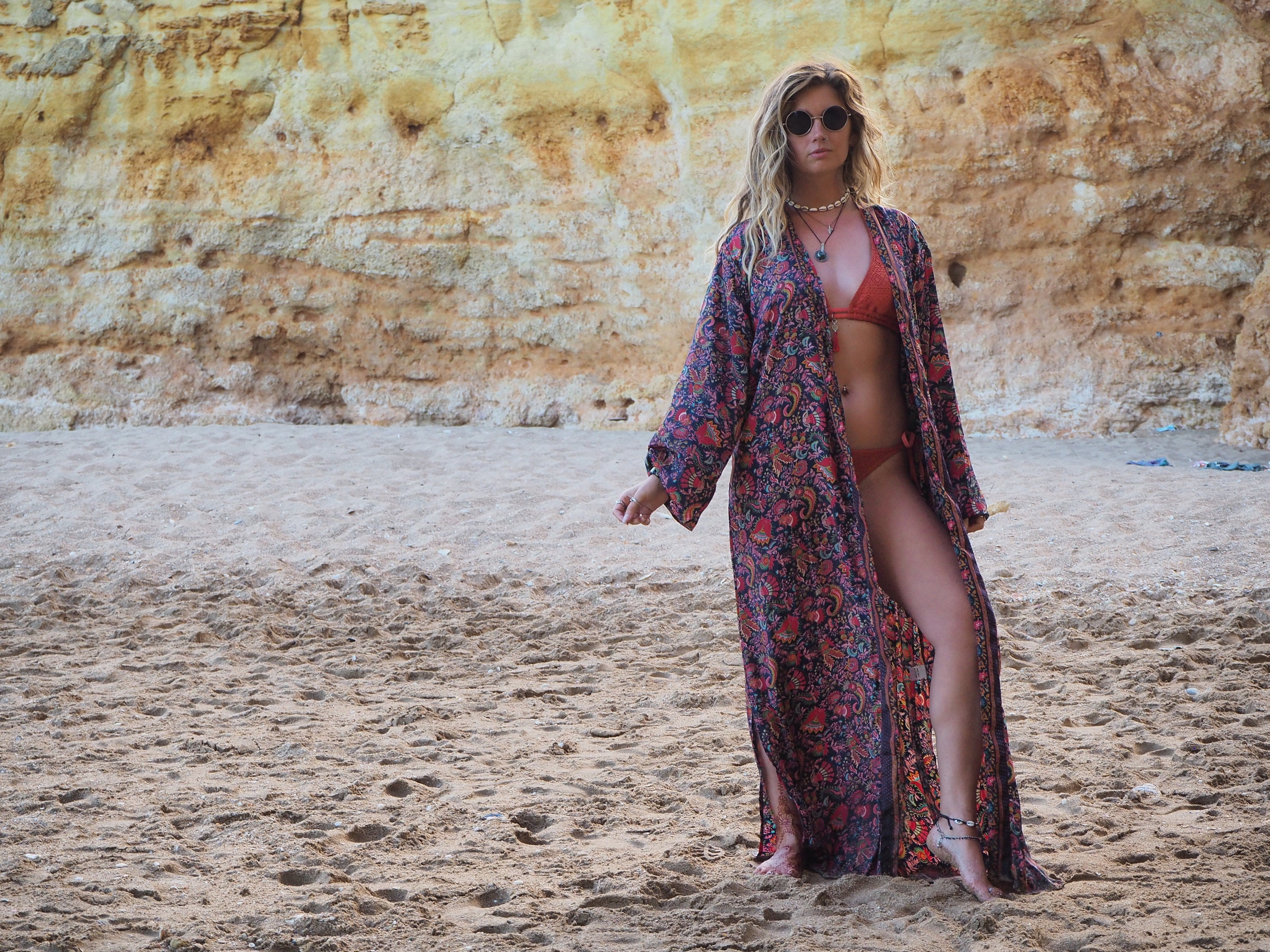 FULL LENGTH KIMONO - Long Flowing Cape - Cover Up - Kaftan - Vintage -  Dressing Gown - Wrap Around Dress - House Coat - 60's Gypsy