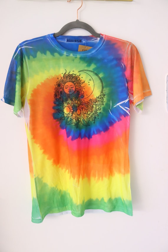 SUN & MOON TEE - Celestial - Cosmic - Goddess T-shirt - Yoga Top - Active Wear - Tie Dye Rave Top - 90's - Teens - Kids - Unisex - Retro
