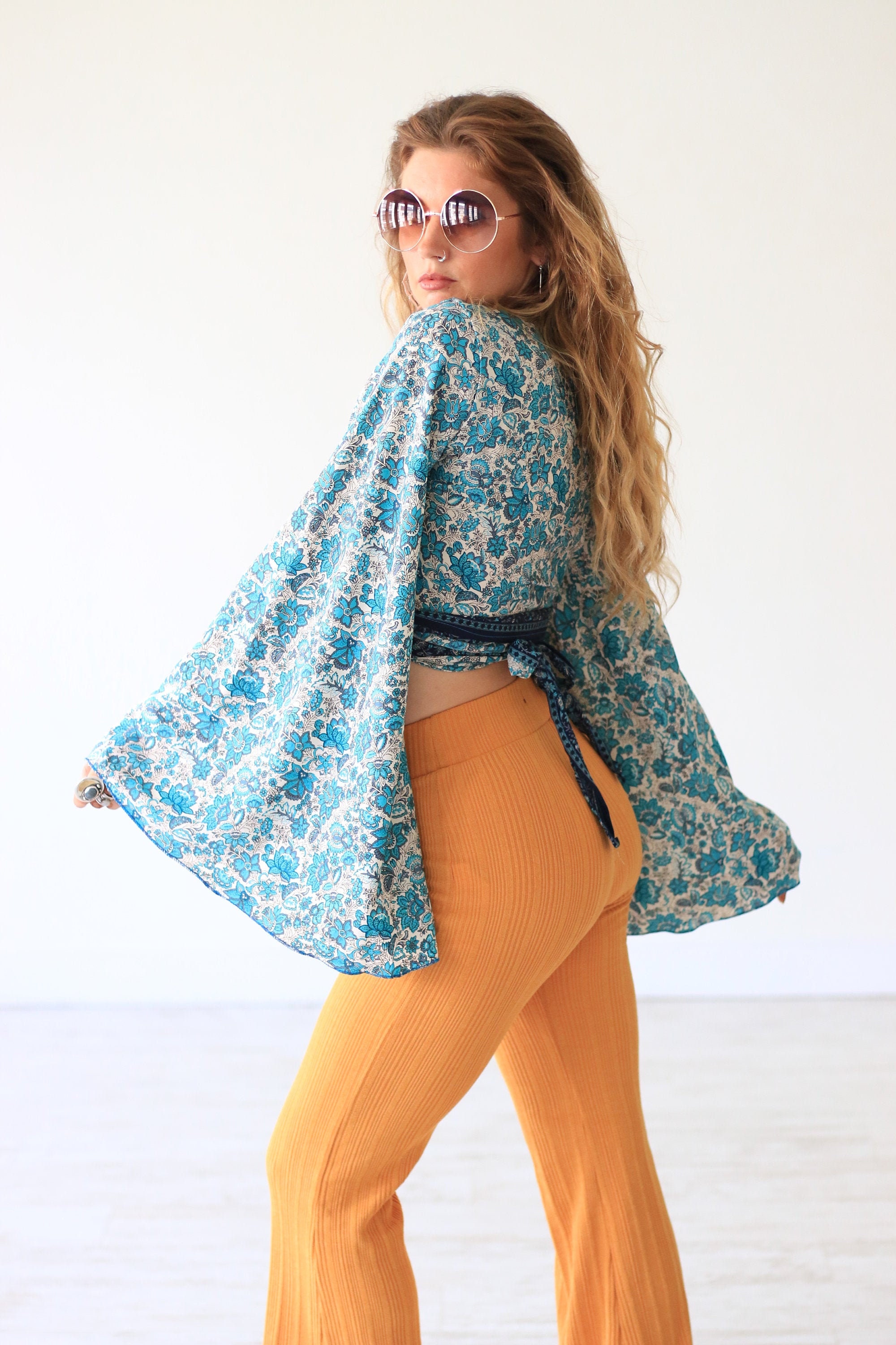 FLORAL BELL SLEEVE - Crop Tie top - Kimono - Vintage Silk - Bohemian -  Retro - 70s - 60'S - Recycled - Free size Indian top - Paisley top