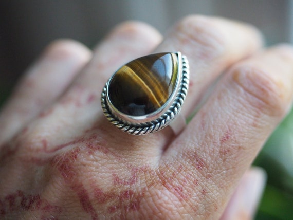 ADJUSTABLE TIGEREYE RING - Tigers Eye Ring - Sterling Silver - Protection Healing Crystal - Bohemian - Big - One Size fits all - Mens ring