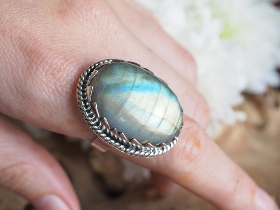 XL LABRADORITE RING - Handmade 925 Sterling Silver Ring - Chakra - Statement - Glowing Crystal - Extra large Jewellery - Adjustable ring