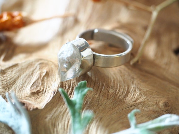 Raw quartz ring best sale