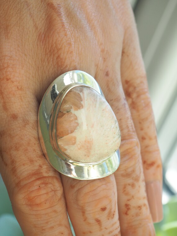 RARE SUNSTONE RING - Peach sunstone Crystal - Rare healing crystal ring - Incredible Adjustable Ring - Chunky Solid Silver - Cosmic Gift