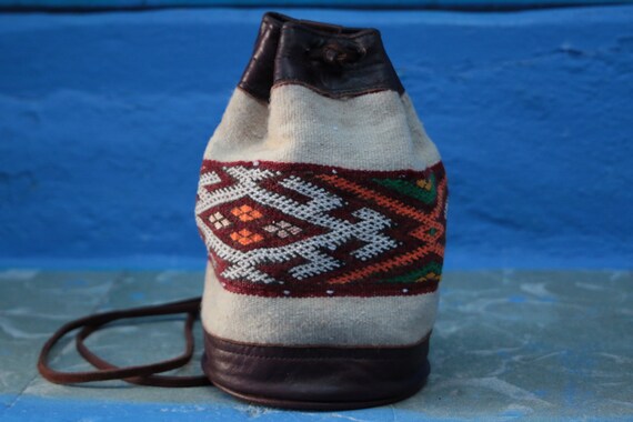 MINI CARPET BAG - Vintage Leather Shoulder bag - Kilim bag - Bohemian - Tribal - Bucket Bag - Satchel - Autumn - 70's - 60's - Christmas