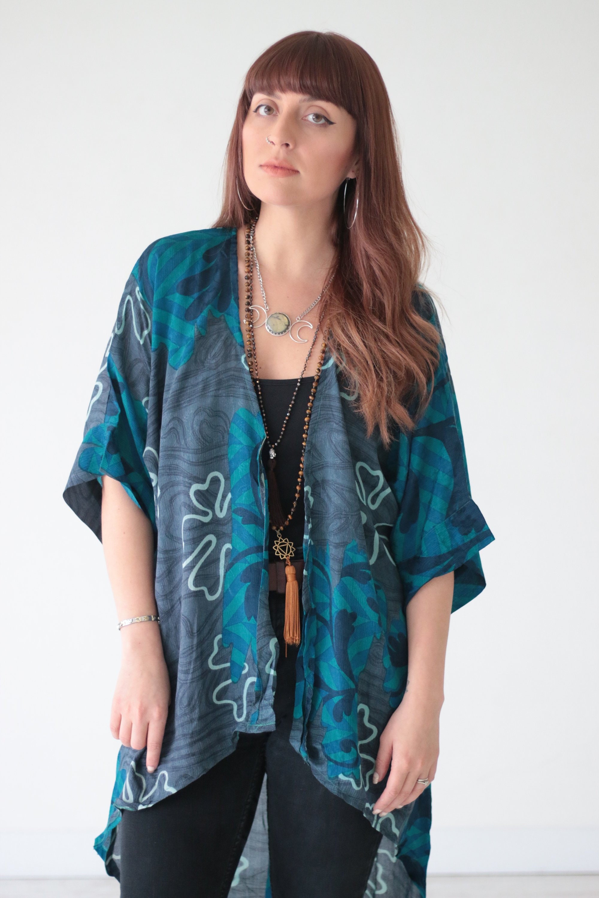 FLORAL SILK KIMONO - Bohemian Asymmetric Kaftan - Vintage silk - Indian ...