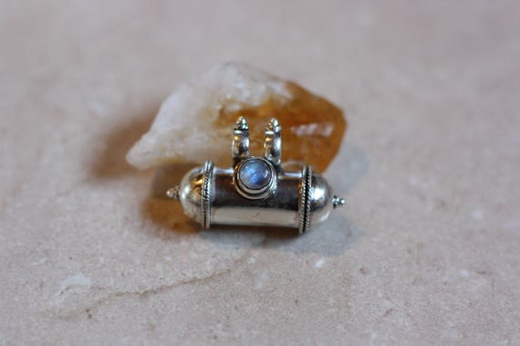 GEMSTONE MANTRA NECKLACE - Moonstone - Sterling Silver Mantra Box - Crystal Necklace - Gemstone - Keepsake - Vintage - Valentines gift