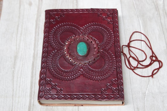 MEDIUM CRYSTAL JOURNAL - Leather Notebook - Diary - Crystal Journal - Scrapbook - Handmade Diary - Travel - Spell Book - Photo album - D&D