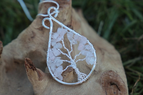 CRYSTAL CHIP NECKLACE - Rose Quartz - Handmade - Silver Plated - Tree of Life - Healing Crystal Jewellery - Birthstone - Gemstone - Gift