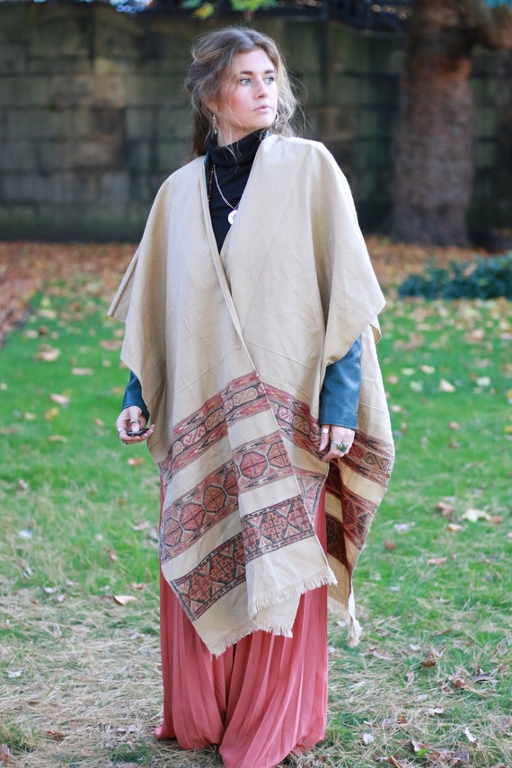 SCARF CAPE KIMONO - Autumn / Fall Kimono - Shawl - Cotton Blanket - Unisex Scarf - Aztec - Oversized Scarf - Vintage - Coat - Winter Jacket