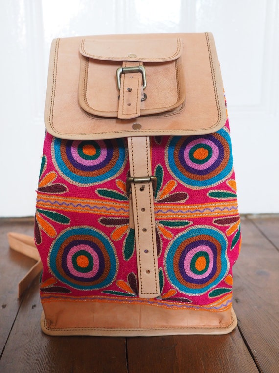 VINTAGE LEATHER BACKPACK - Embroidered ethnic bag… - image 2